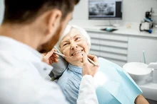 Hablemos de cuidados odontológicos en los mayores con la Dra. María Teresa Calzada